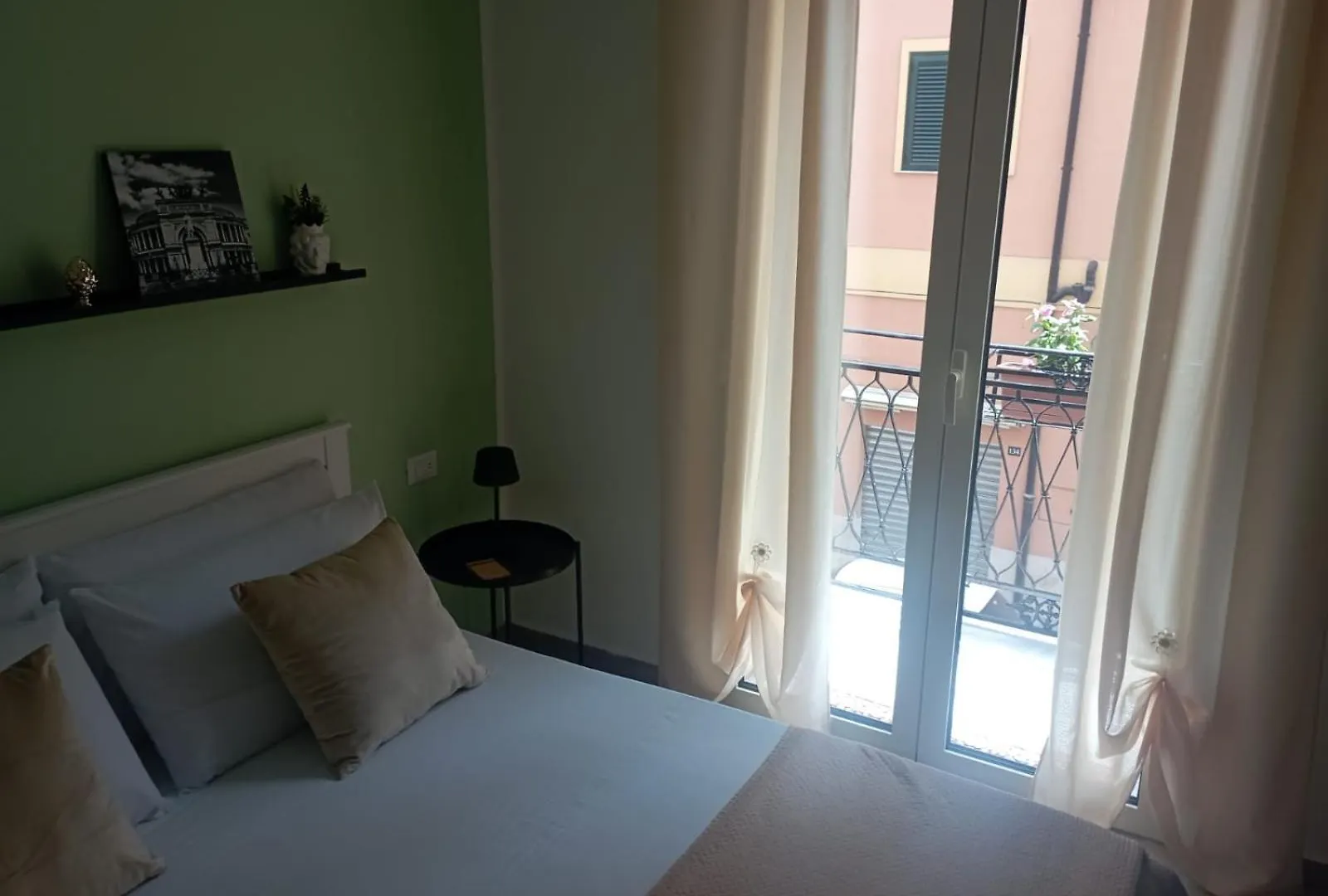 Archimede Rooms Палермо 0*,